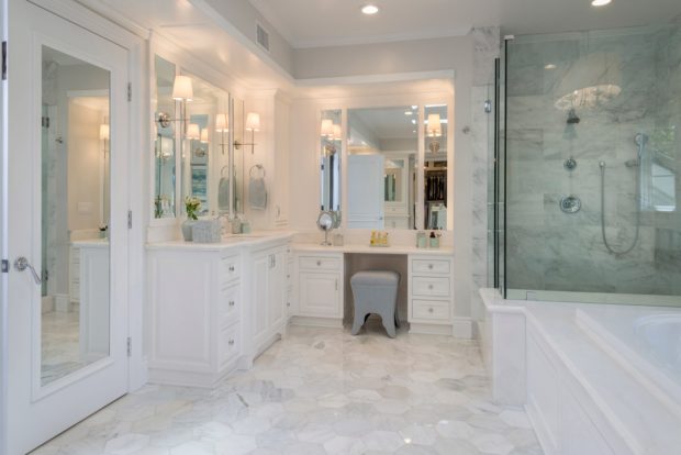 Luxury master bathroom interior design of Berkshire home, La Cañada