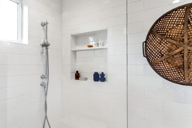 Shepherd Lane White Bath Shower Design